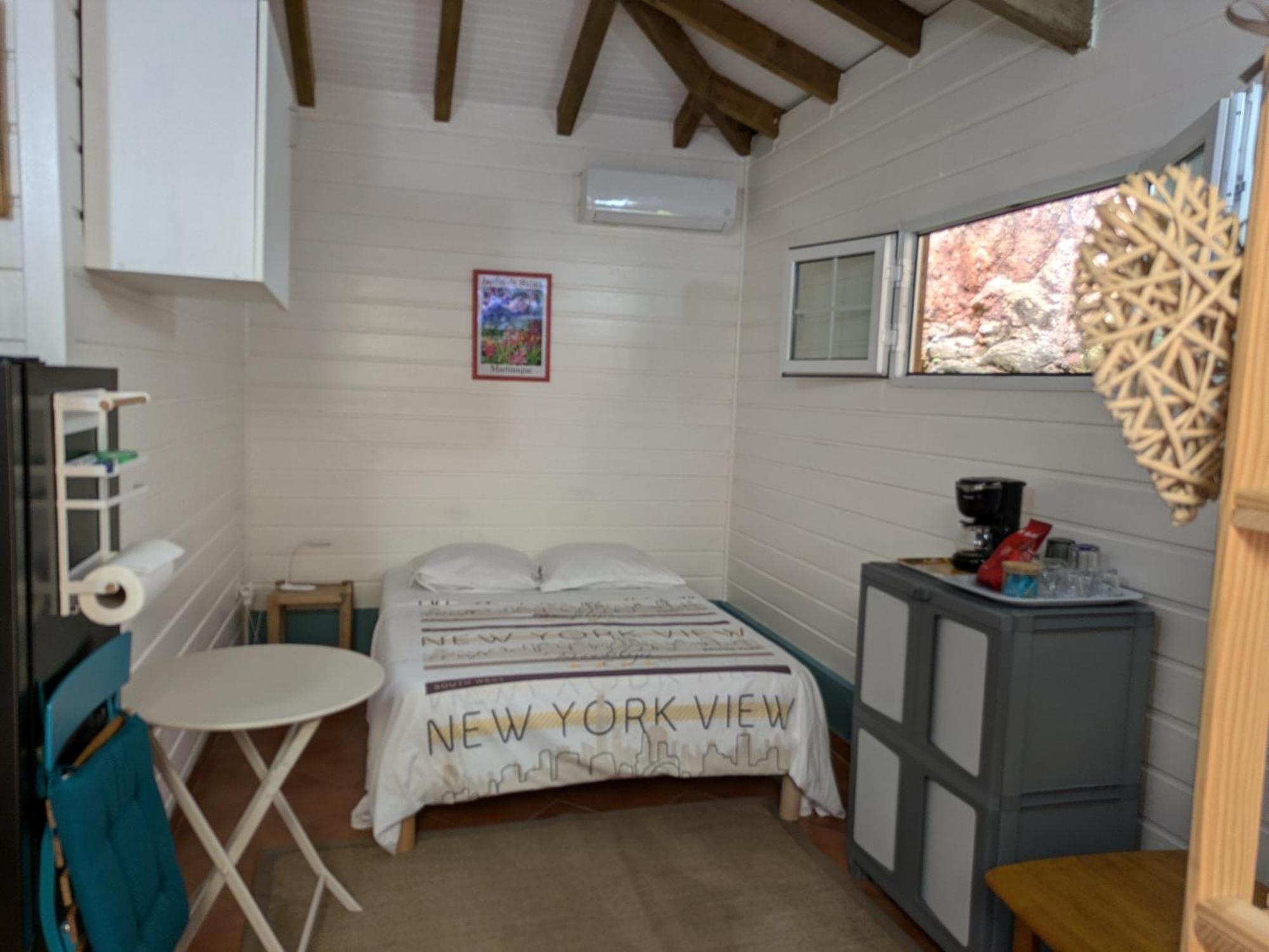 Le Marin - Bungalow Classe 3 Etoiles Tb Equipe & Confortable - Escapade En Couple - Paisible & En Toute Discretion - Wi-Fi - Climatisation - Calme & Serenite - Plages Du Sud, Centre De Carenage & Marina Du Marin Proche En Voiture - Acheminement Sur D Zewnętrze zdjęcie
